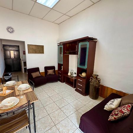 Hostal Inn 1 弗洛勒斯 外观 照片