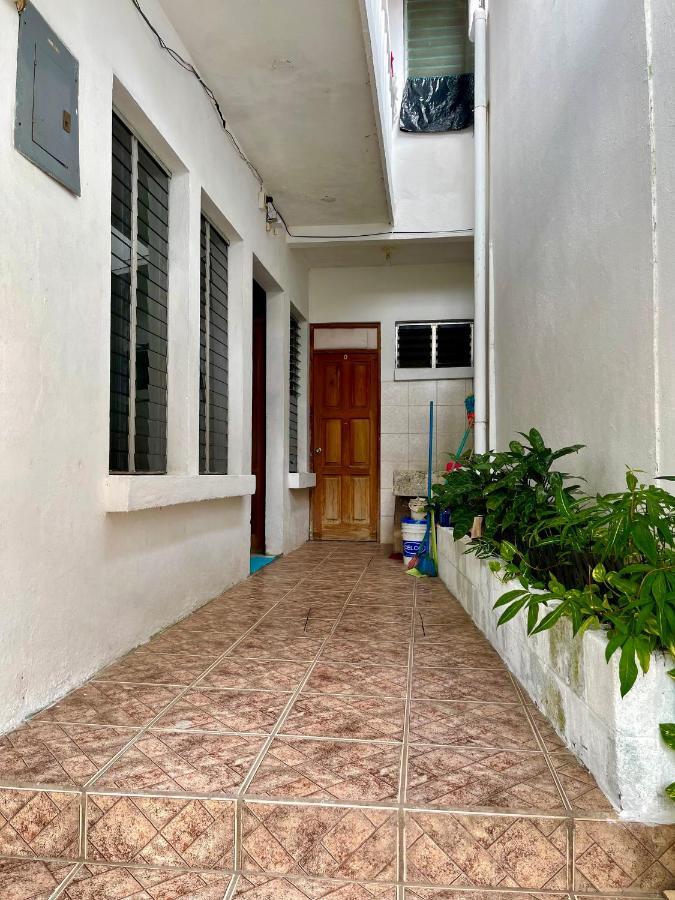Hostal Inn 1 弗洛勒斯 外观 照片